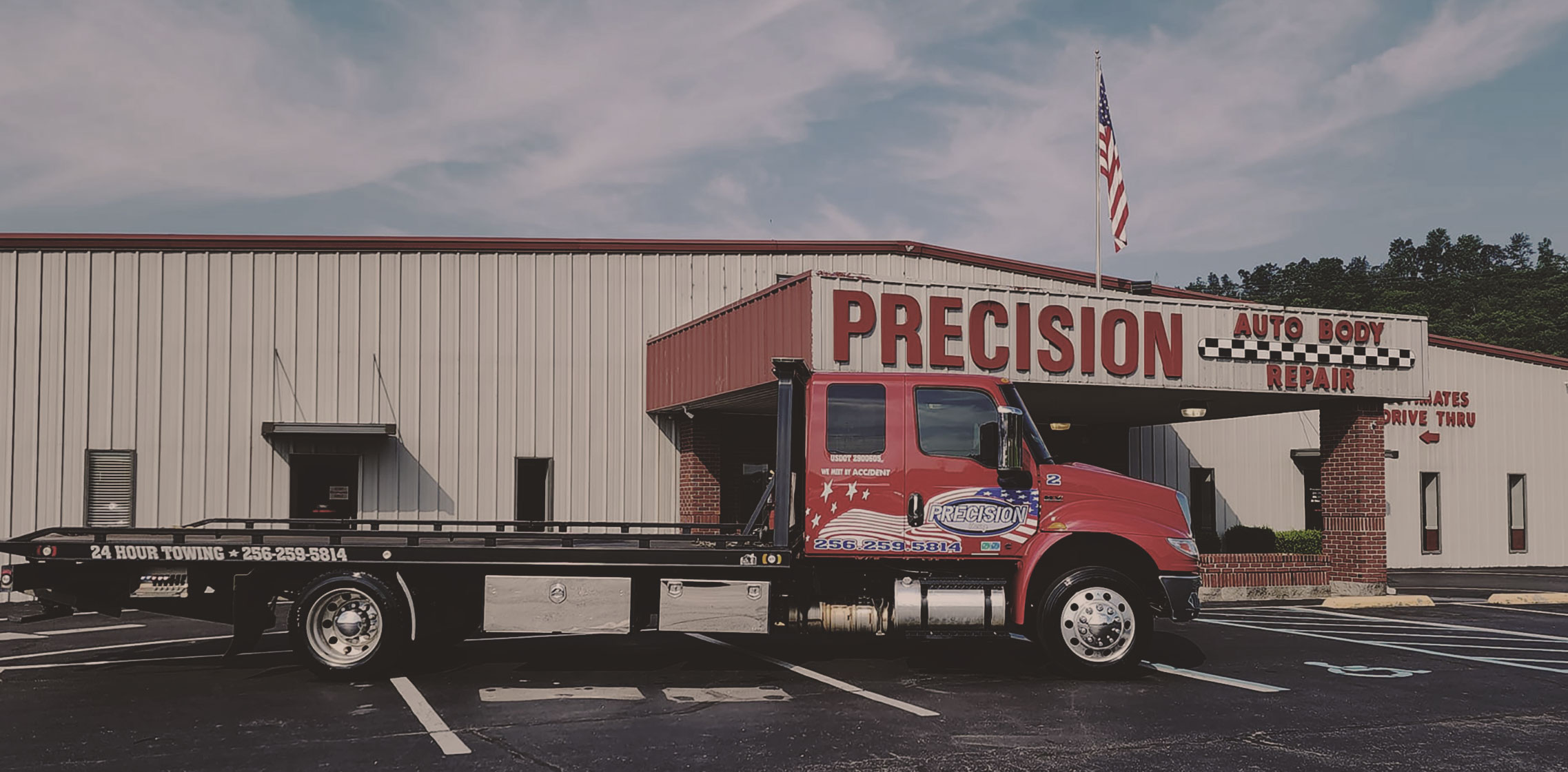24-Hour Emergency Towing Service