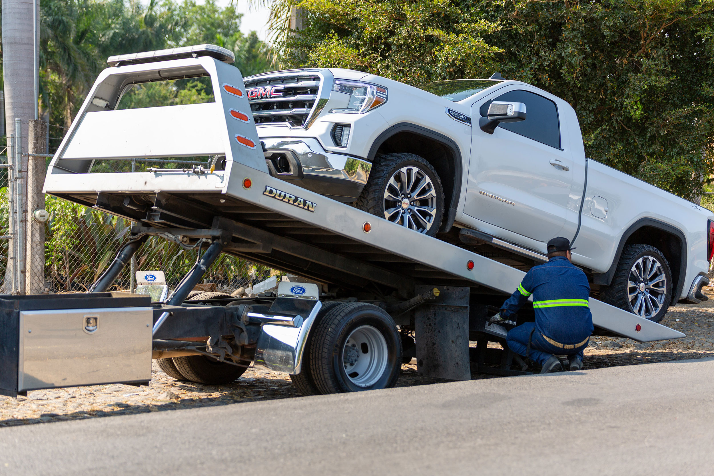 Auto Towing Service
